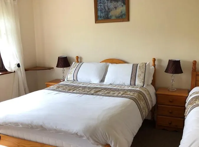 Elm Brook Bed & Breakfast 3*